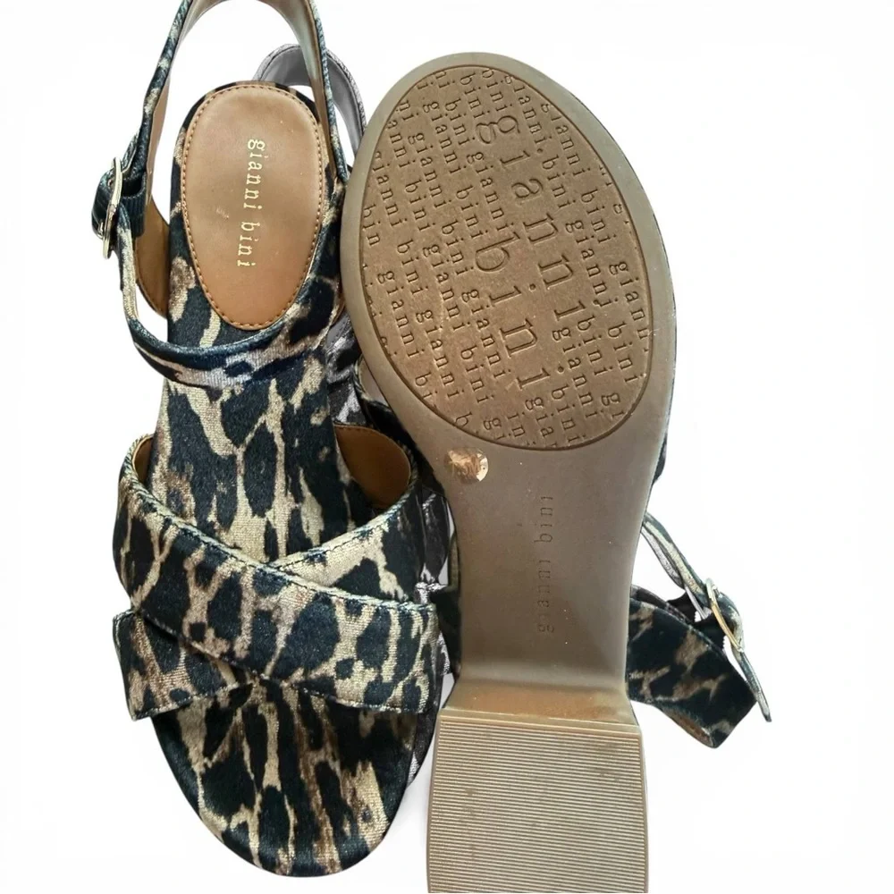 Gianni Bini Leopard Platform Sandals Women Velvet Joize Size 7.5 New - Picture 8 of 10